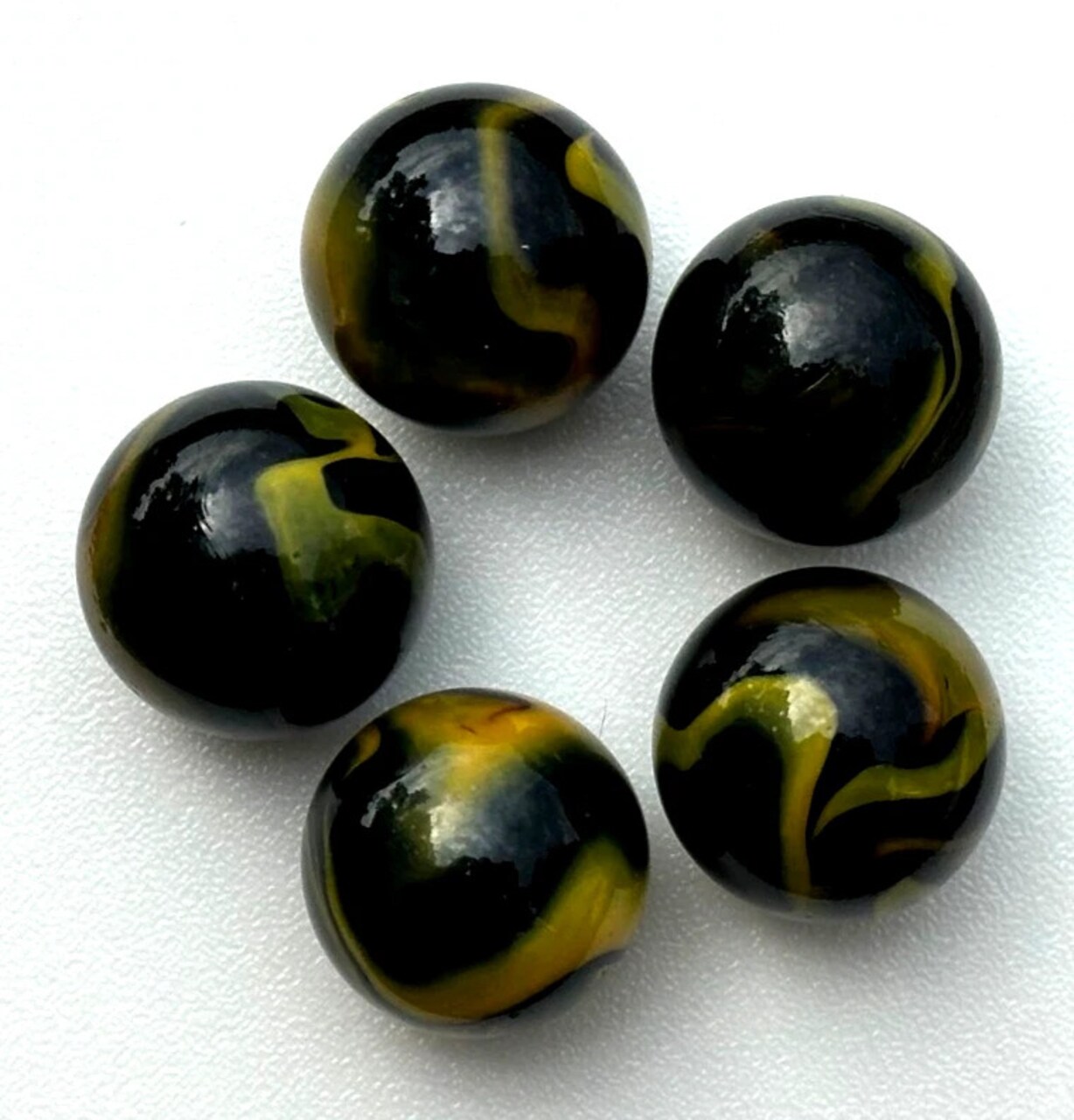 Lot of 5 Poison Dart Frog Black/Yellow Glass Marbles 25mm (1 inch) SHOOTER